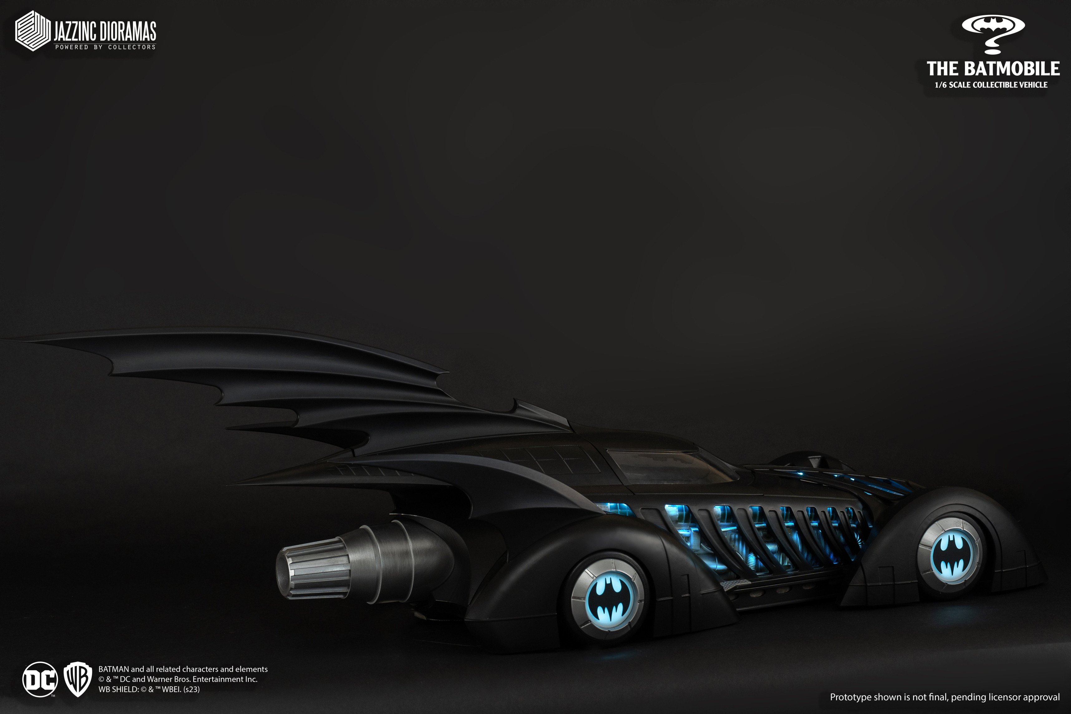ミニカー 1995 BATMAN FOREVER BATMOBILE W/BATMAN 1995 Batman Forever Batmobile w/BATMAN Diecast Model Car