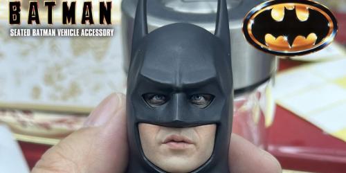 Seated batman - which one is which? image